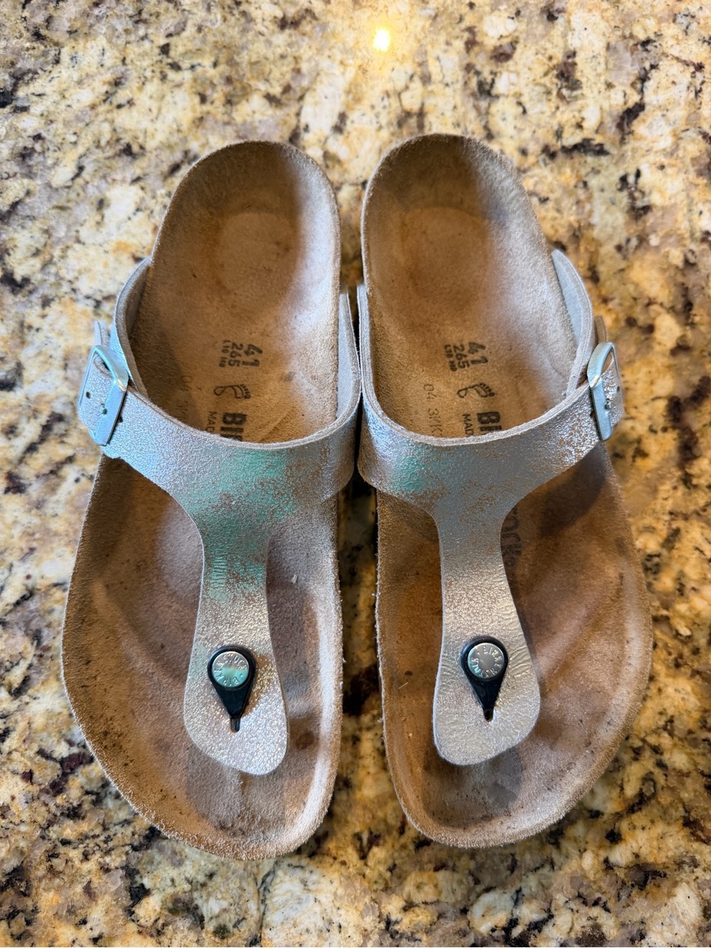 Birkenstock Gizeh Women’s Washed Metallic Silver T-Strap Sandals